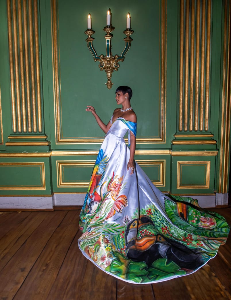 Vestido assinado mpor Maísa Gouveia (Foto: Divulgação)