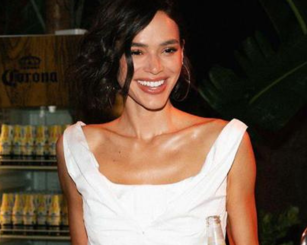Bruna Marquezine (Foto: Reprodução/@coronabrasil)