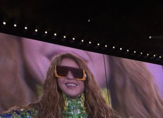 Shakira abre show em Copacabana com look sob medida de 600 mil cristais e referências ao Brasil. Veja detalhes Shakira (Foto: Divulgação)