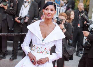 Cannes exibe vestido bordado por artesãs do projeto de Paraty da marca Thayná Caiçara: “Essas mulheres são as protagonistas”, diz estilista Thayná Soares (Foto: Isa Viriato/Divulgação)