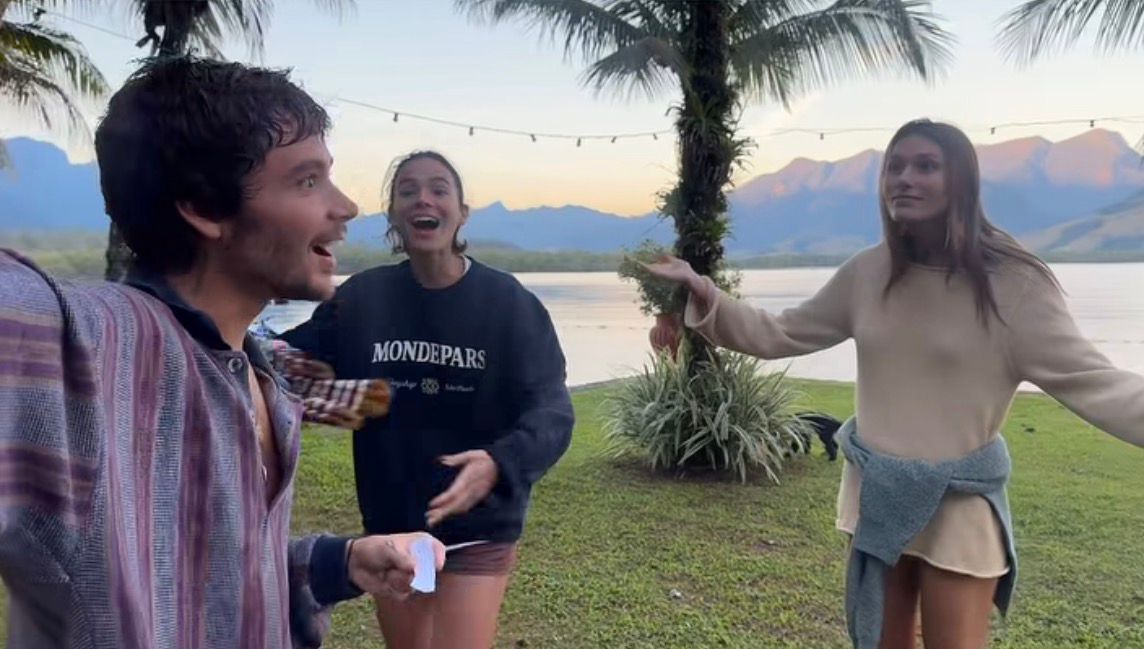 João Lucas, Bruna Marquezine e Sasha (Foto: Reprodução/Instagram)