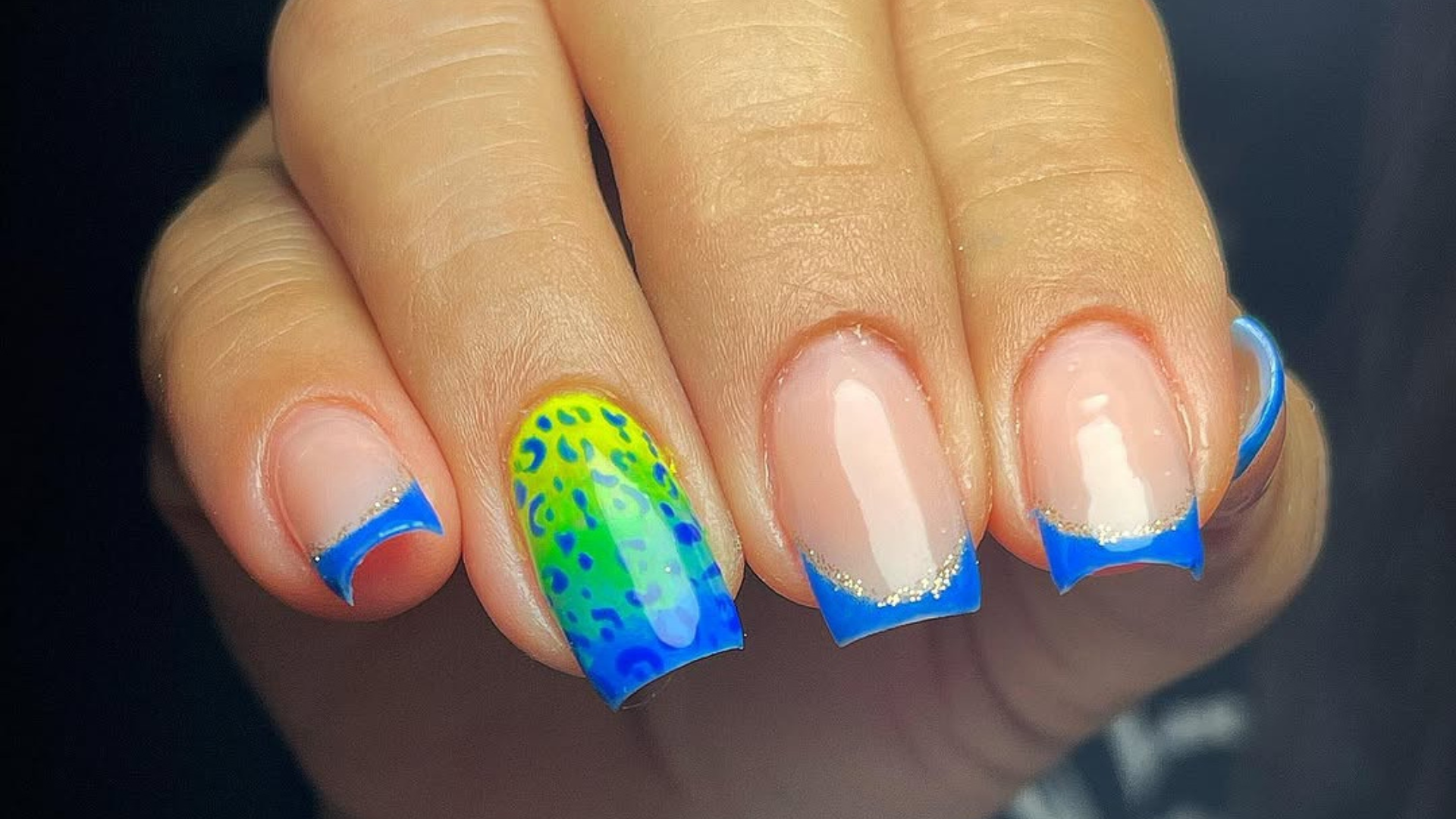 Nail art da Copa (Foto: @andressadeoliveira0907/Instagram/Reprodução)