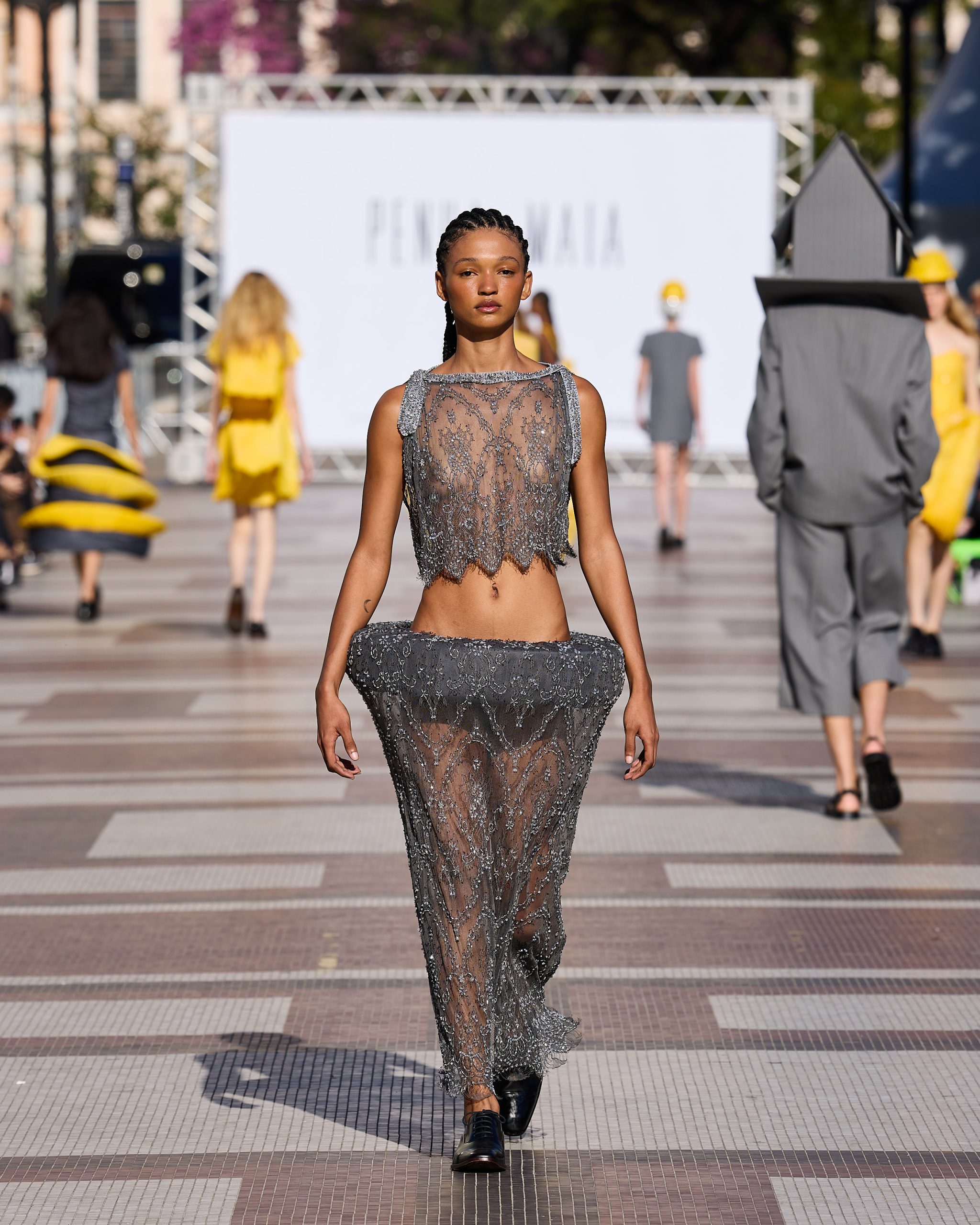 Desfile da estilista Penha Maia (Foto: Zé Takahashi/Divulgação)