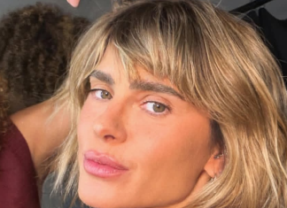 Carolina Dieckmmann despede-se de castanho da Diná e volta ao loiro: ‘cabelin dourado’ Carolina Dieckmmann (Foto: @loracarola/Instagram/Reprodução)