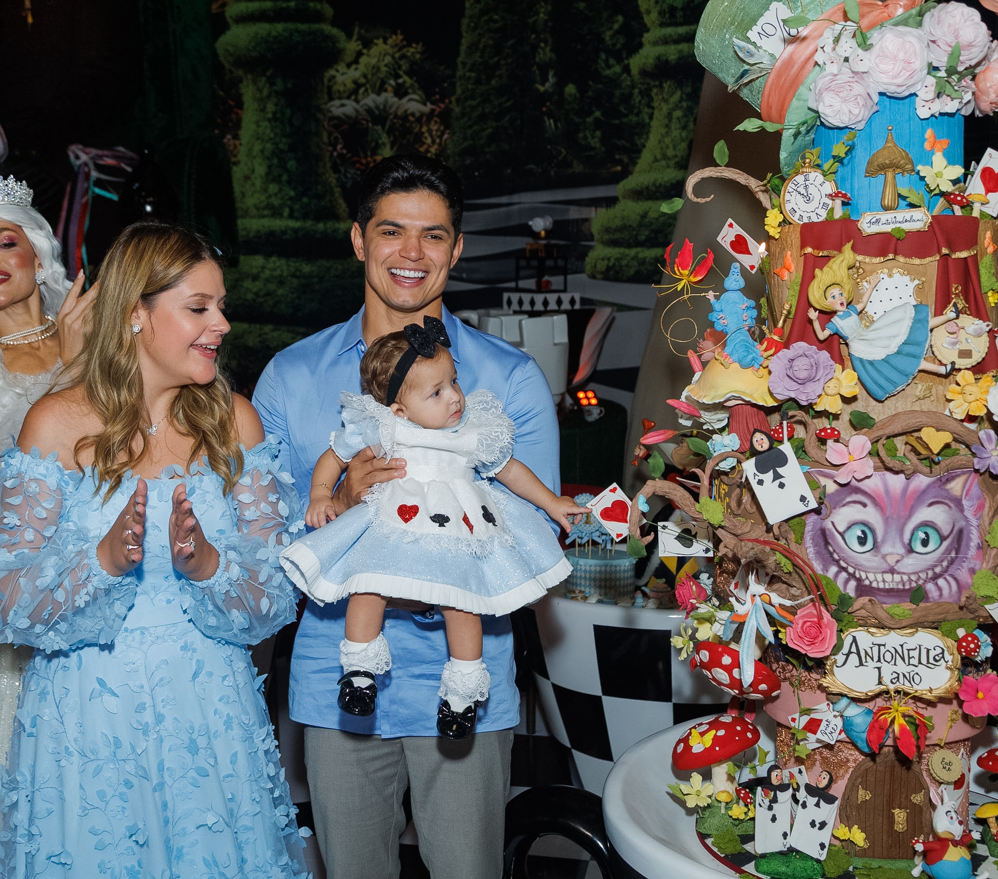 Maria Antonia, Antonella e Cristiano Deyvid (Foto: Clayton Felizardo/Brazil News)