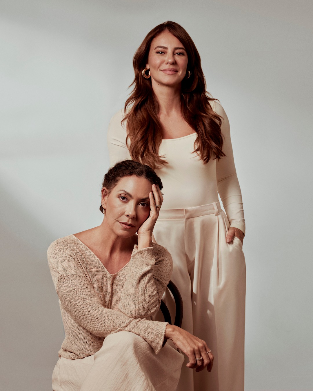 Paolla Oliveira e Fabíula Nascimento (Foto: Erik França/Netflix/Divulgação)