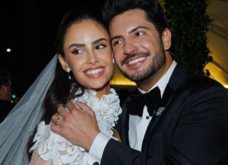 Renda, flores, sem alças, mantilha: inspire-se em quatro vestidos de noivas que se casaram na última semana Geórgia Fröhlich e Thiago Bertoldo (Foto: Clayton Felizardo/Brazil News)