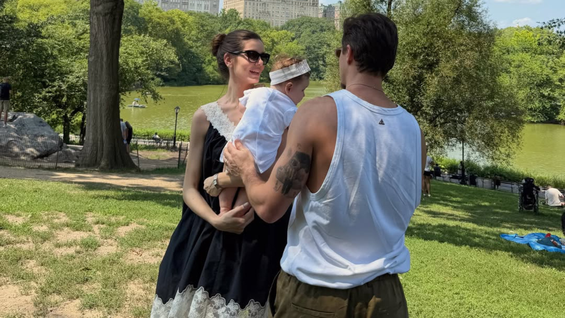 Camila Queiroz e Klebber Toledo (Foto: @camilaqueiroz/Instagram/Reprodução)