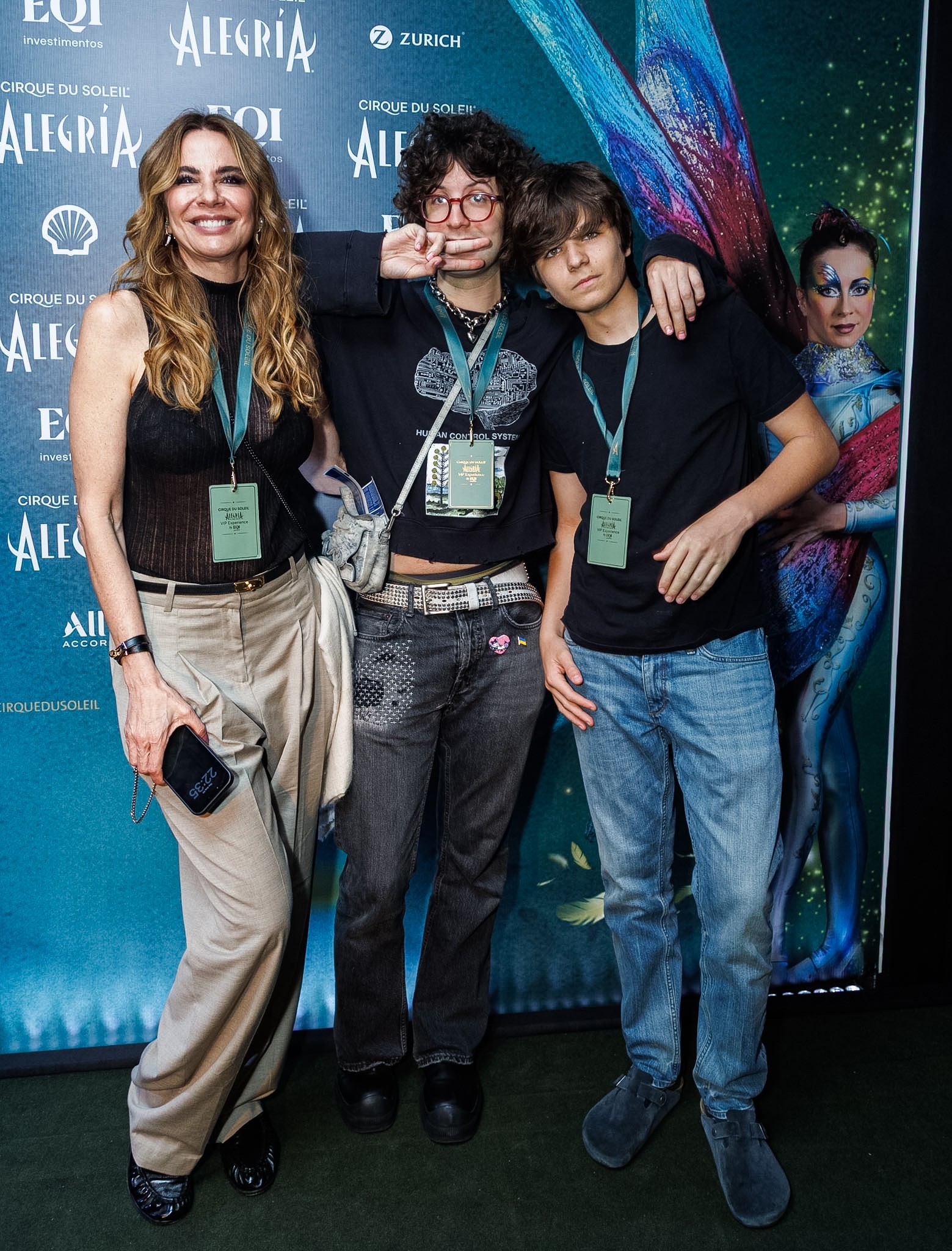 Luciana Gimenez e os filhos Lucas e Lorenzo (Foto: Patricia Devoraes/Brazil News)
