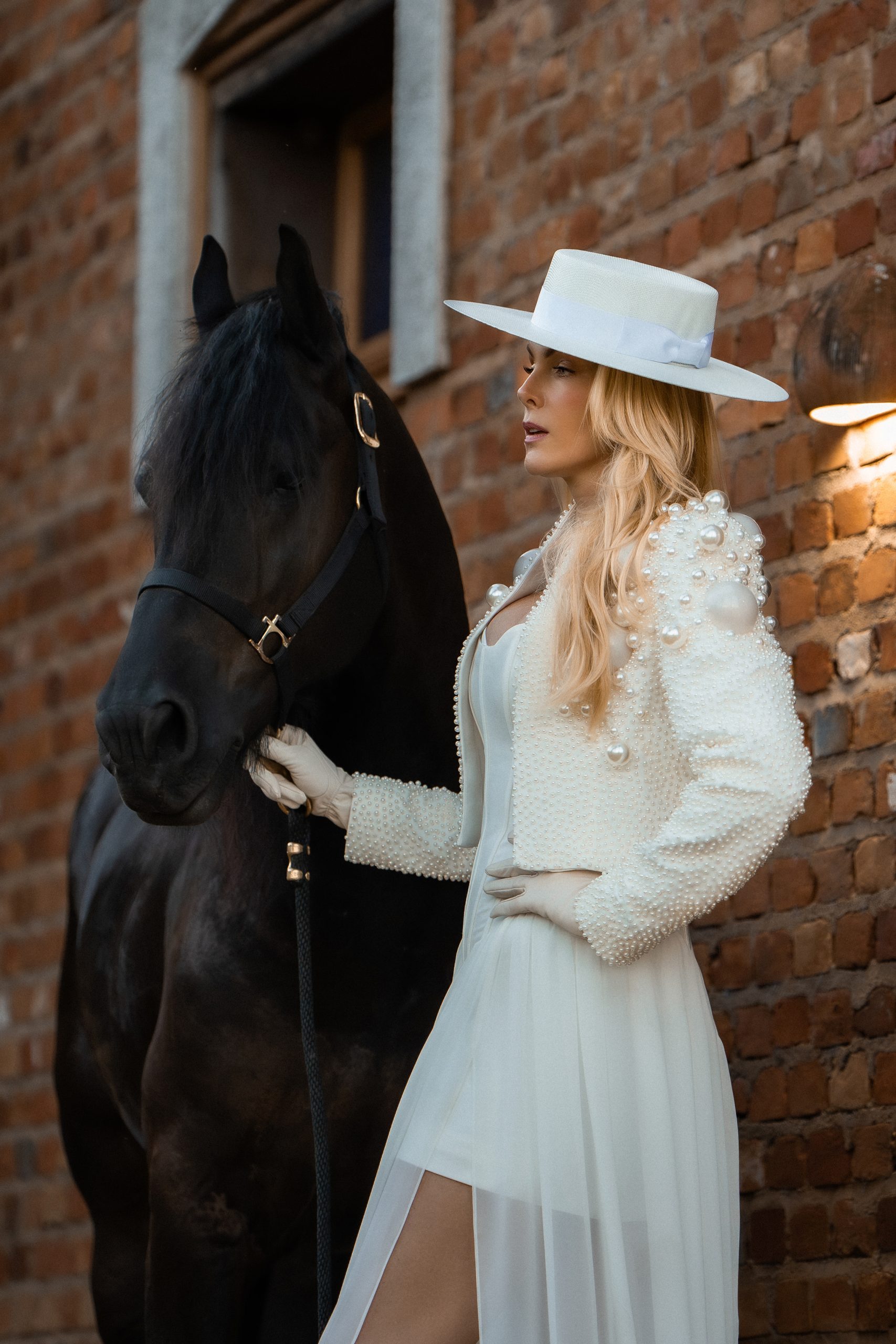 Ana Hickmann em ensaio de foto pré-casamento (Foto: Dano e Nison Versatti/Divulgação)