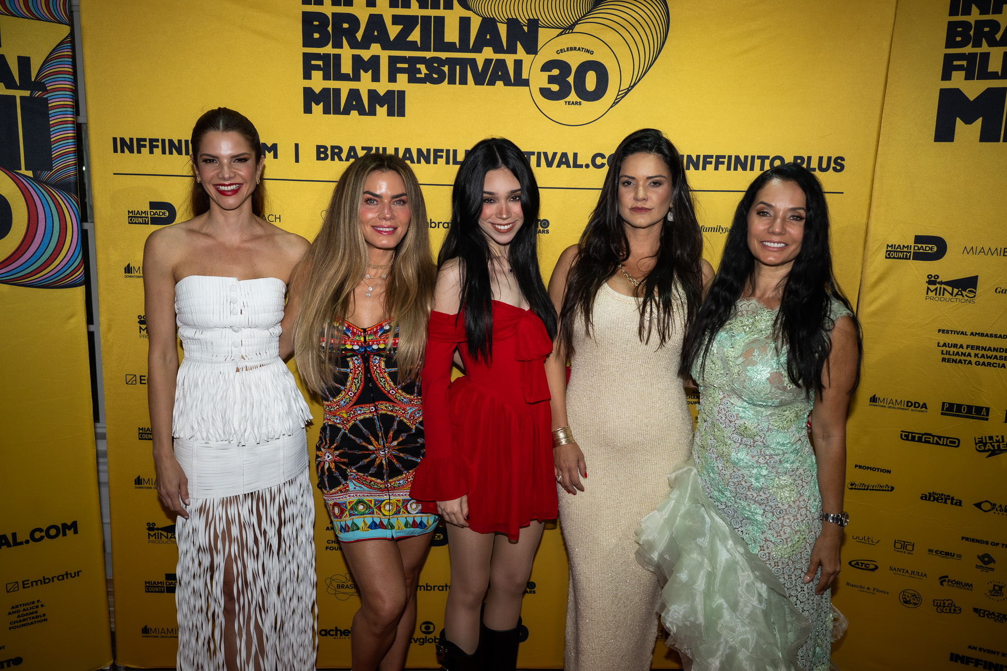 Elenco do filme "Deixe-me Viver" (Foto: Creative Currency/Divulgação)