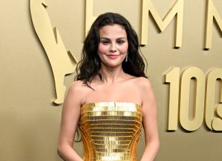 De Selena Gomez de dourado a Nicole Kidman de branco: veja as grifes de 12 looks do Emmy Awards Selena Gomez (Foto: Divulgação/Louis Vuitton)