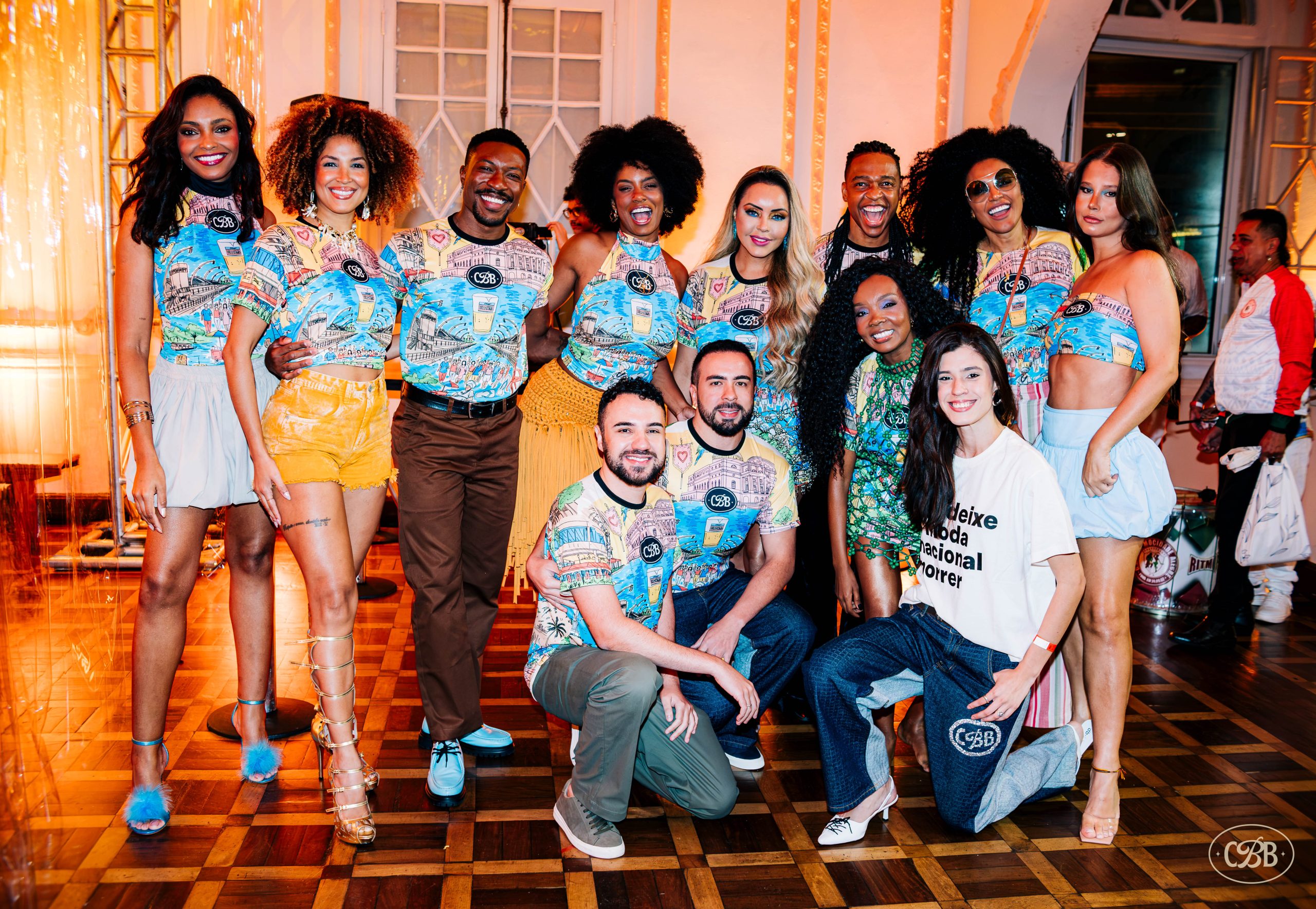 Camiseta do Camarote Bar Brahma (Foto: @timedefoto/Divulgação)