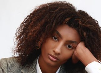 Milão: aos 18 anos, ex-trancista estreia na Prada em sua 1ª viagem internacional; Silvia Braz esteve na 1ª fila Kaia Ferreira (Foto: Way Model/Divulgação)