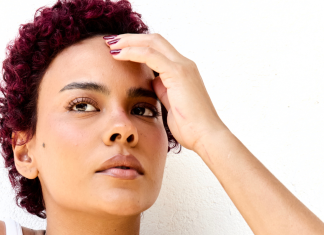 Bella Campos passa por transformação e está ruiva: ‘possibilidade de brincar, desafiar a mim mesma’ Bella Campos (Foto: Maria Magalhães/Divulgação)