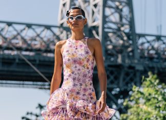 Saias mídi, vestidos longos, bermudas confortáveis: veja tendências da NYFW para a primavera-verão 2027 Desfile PatBo em Nova York (Foto: Rodolfo Sanches/Divulgação)