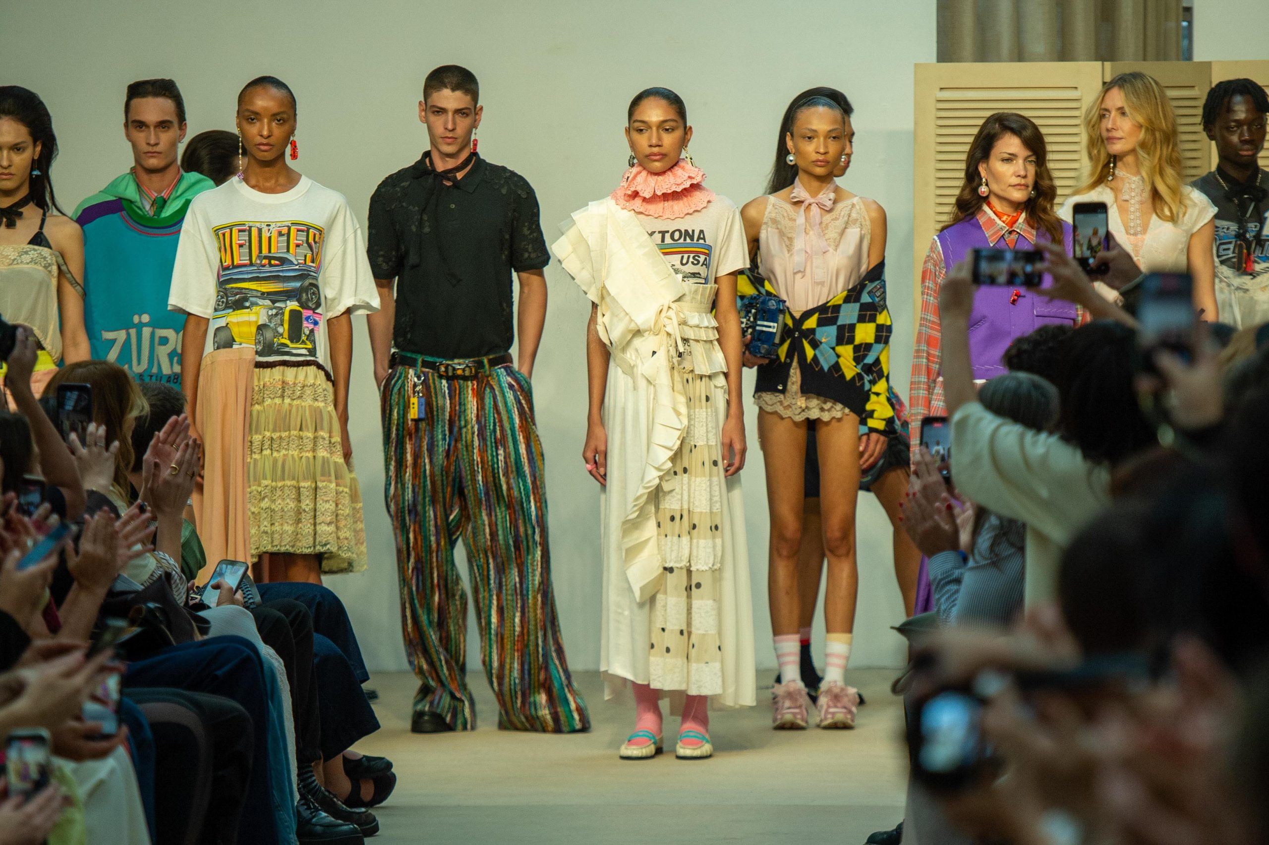 Desfile Uó Upcycling de Marcello Sommer (Foto: Eduardo Martins/Brazil News)