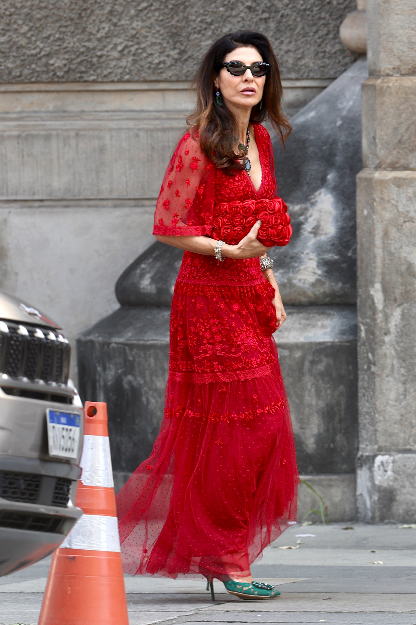 Convidada do casamento de Giulia Be e Conor Kennedy (Foto: Brazil News)