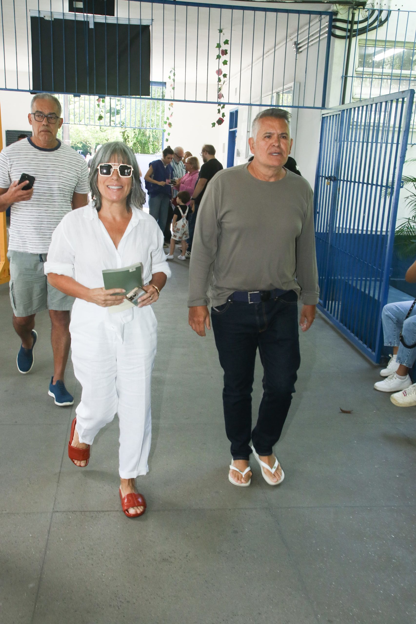 Gloria Pires e o marido Orlando Morais (Foto: Brazil News)