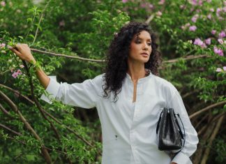 Modelo e empresária, Thayná Soares volta ao SPFW e destaca bordado artesanal brasileiro: “Um outro olhar” Thayná Soares (Foto: Divulgação)
