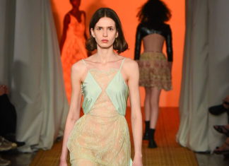 Alexandre Herchcovitch abre SPFW N61 com estética boho e vitoriana embalada pela 5ª Sinfonia de Beethoven Alexandre Herchcovitch (Foto: Andy Santana/Brazil News)