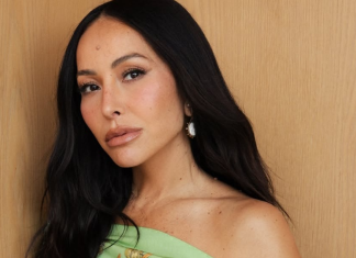 Sabrina Sato acerta com 2 vestidos estampados para gravar ‘Dog House Brasil’ Sabrina Sato (Foto: @sabrinasato/Instagram/Reprodução)