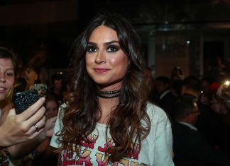 Thaila Ayala de look despojado em evento da John John com Ed Westwick