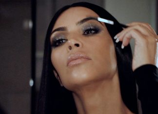 Kim Kardashian usa corretivo como primer de cílios