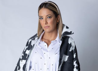 Truque fashion: Tici usa saia aberta sobre camisa longa Tici Pinheiro (Foto: Thalles Garbin Leamariq/Reprodução/Instagram/@ticipinheiro)