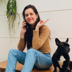 Sophia Abrahão prova ar fashion do look básico Sophia Abrahão (Foto: @sophiaabrahao/Instagram/Reprodução)