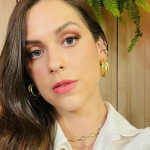 Sophia Abrahão prova ar fashion de mix de peças curingas Sophia Abrahão (Foto: @sophiaabrahao/Instagram/Reprodução)