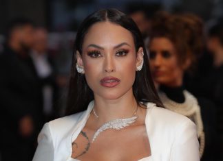 Ex-BBB Sarah Andrade vira morena e “desfila” joias em Cannes Sarah Andrade (Foto: Reprodução/Instagram/@ouseopya)