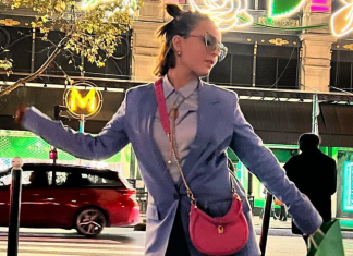 Comfy: Larissa Manoela usa terninho e tênis dourado em Paris Larissa Manoela (Fotos: Reprodução/Instagram)