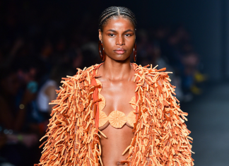 SPFW: Weider Silveiro se joga no fuxico minimalista e sofisticado Desfile Weider Silvério (Foto: Andy Santana / Brazil News)